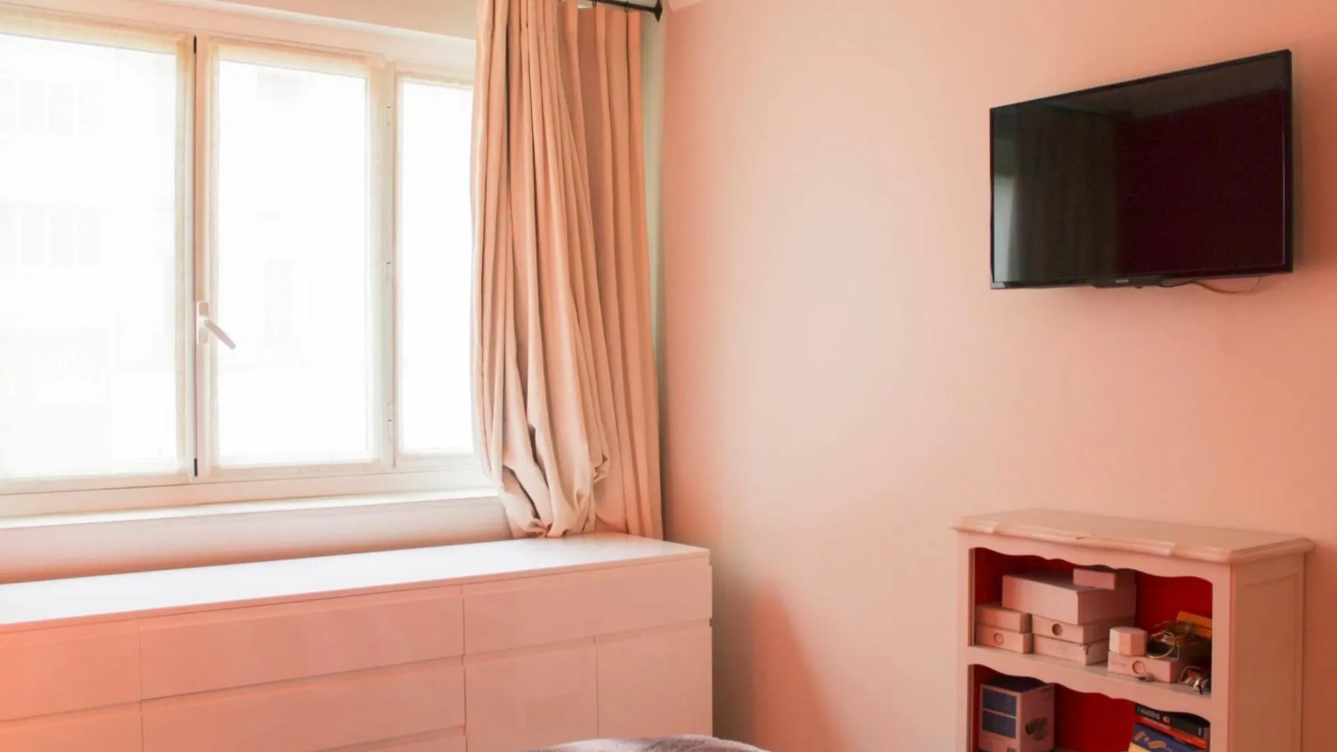 Apartment Bright 2 Steps From The Eiffel Tower *